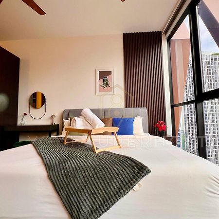 Scarletz Suites Near Klcc By Yoursuperhost Куала Лумпур Екстериор снимка